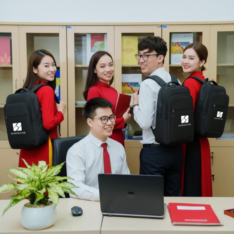 Balo quà tặng in logo thương hiệu Agribank